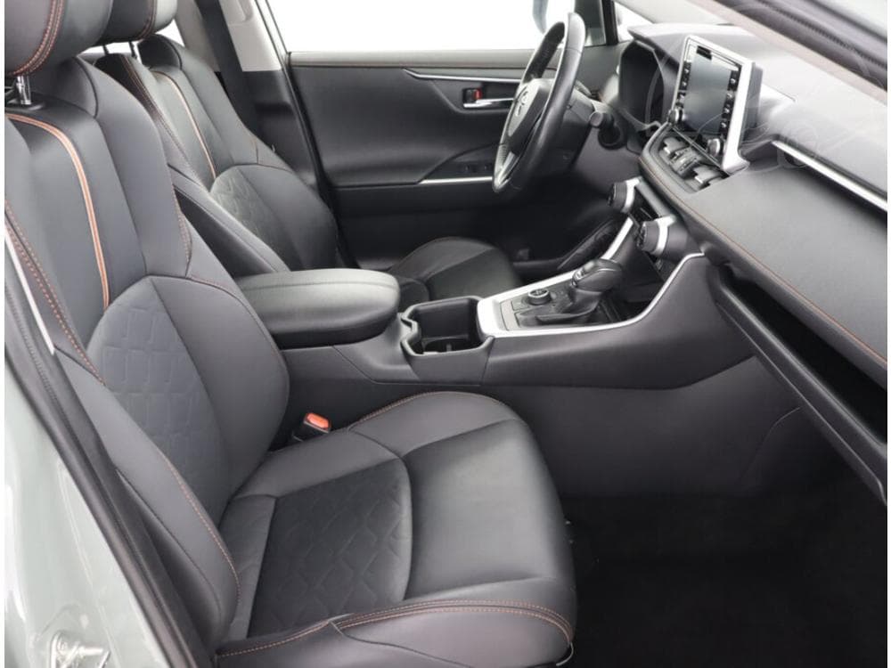 2022 Toyota Rav4 - 9