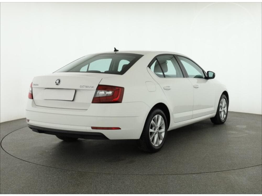 2018 Škoda OCTAVIA - 9