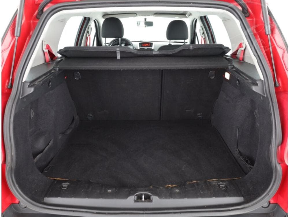 2013 Peugeot 207 - 12
