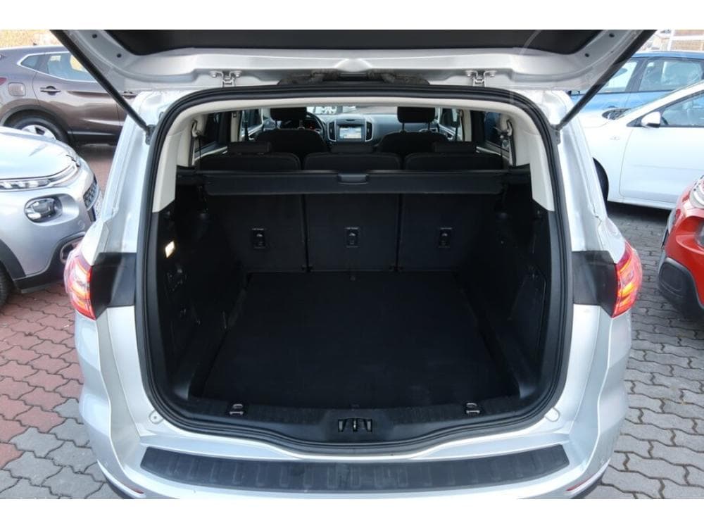 2017 Ford S-Max - 13