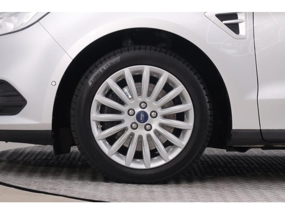 2017 Ford S-Max - 14