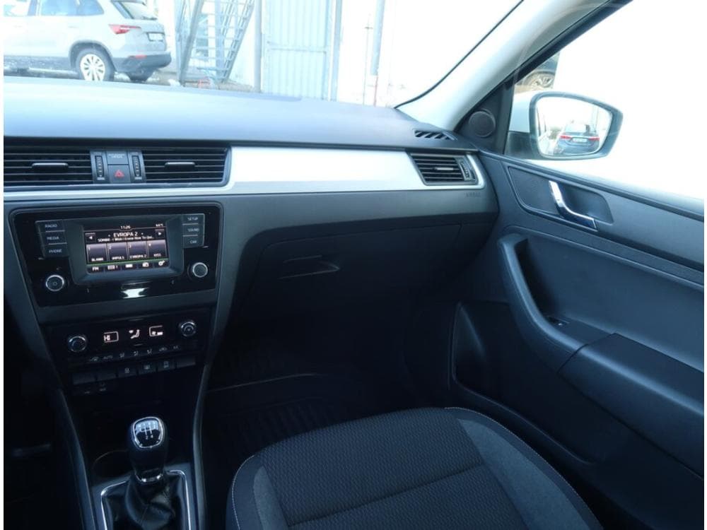 2016 Škoda RAPID - 8
