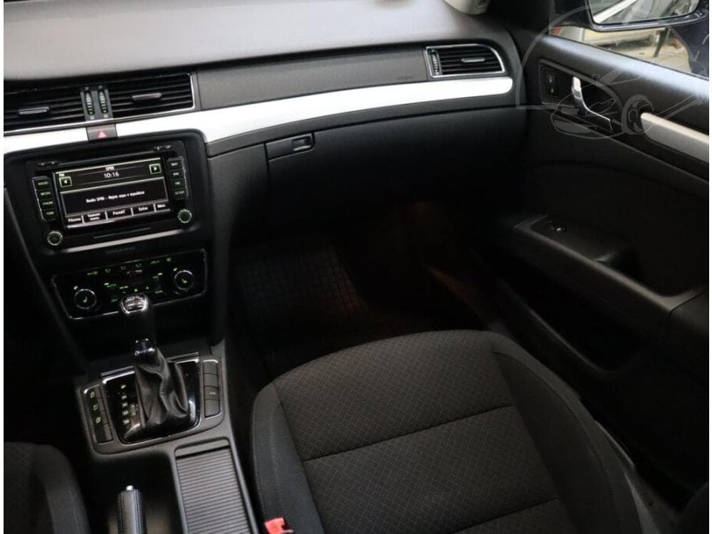2013 Škoda SUPERB - 15