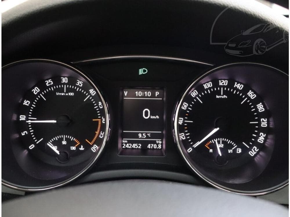 2013 Škoda SUPERB - 21
