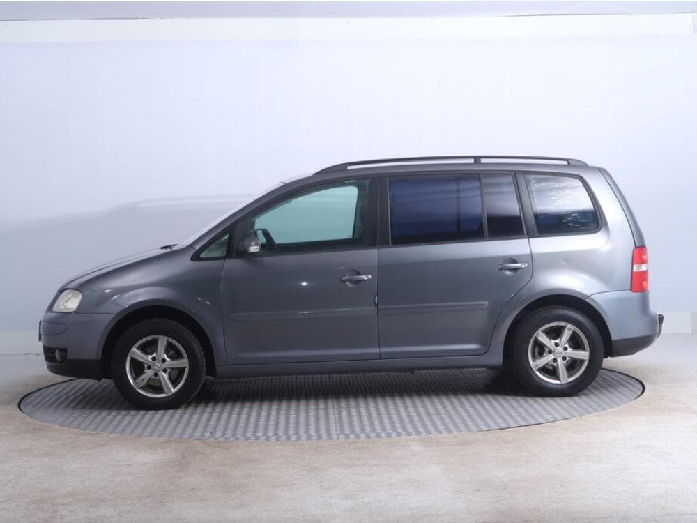 2005 Volkswagen Touran - 9