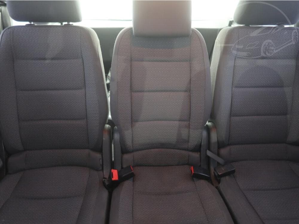 2005 Volkswagen Touran - 37