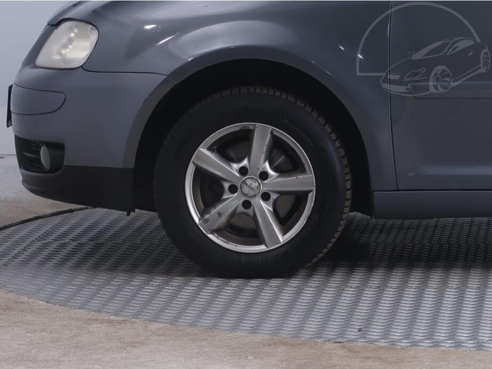 2005 Volkswagen Touran - 53