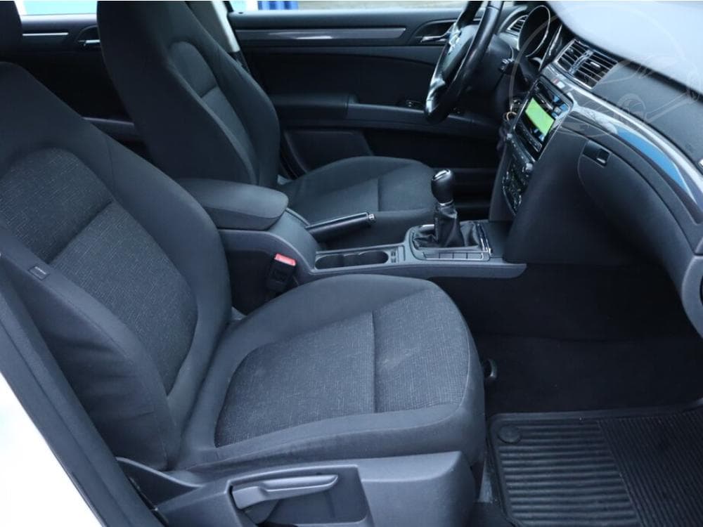 2014 Škoda SUPERB - 7
