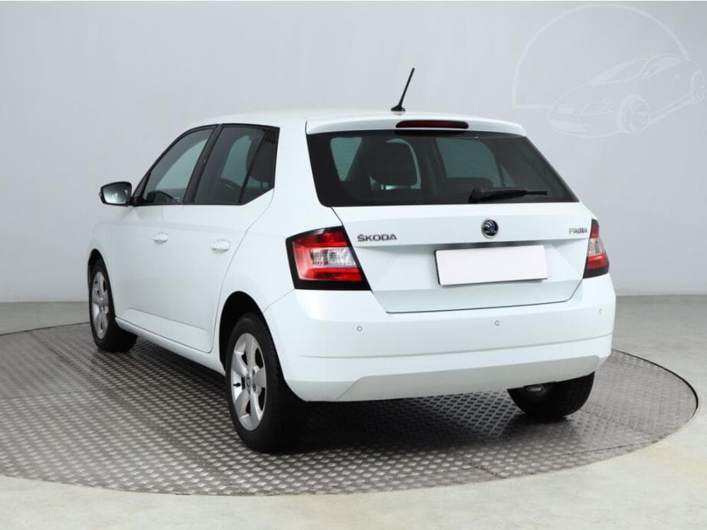 2015 Škoda FABIA - 4