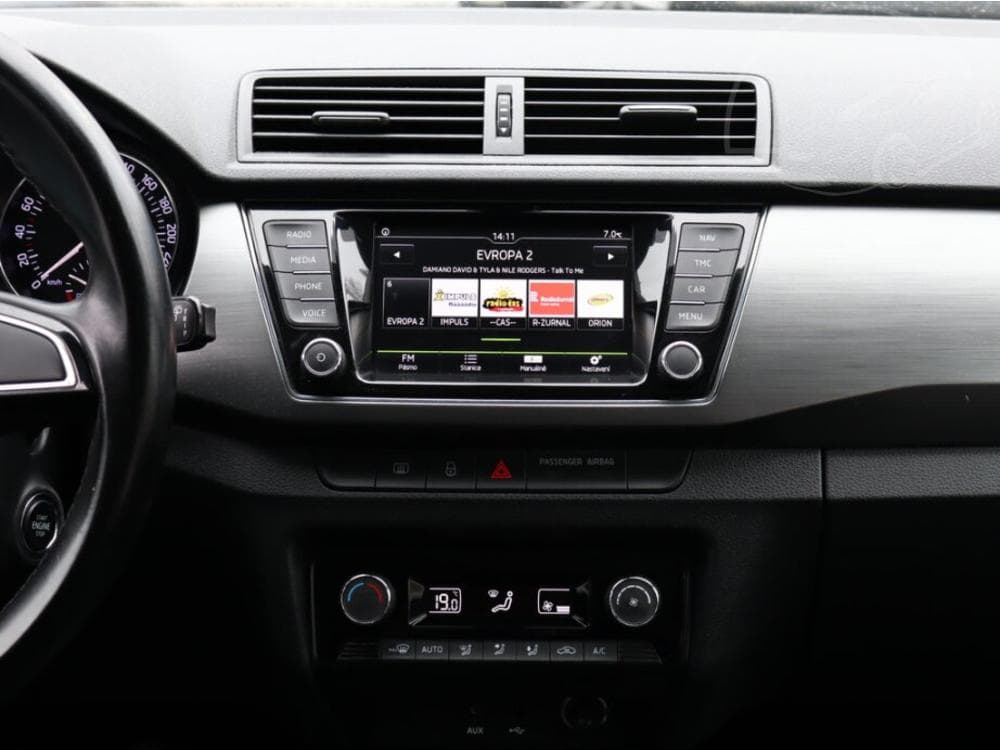 2015 Škoda FABIA - 10