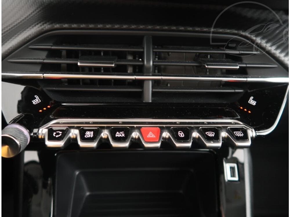 2021 Peugeot 2008 - 15