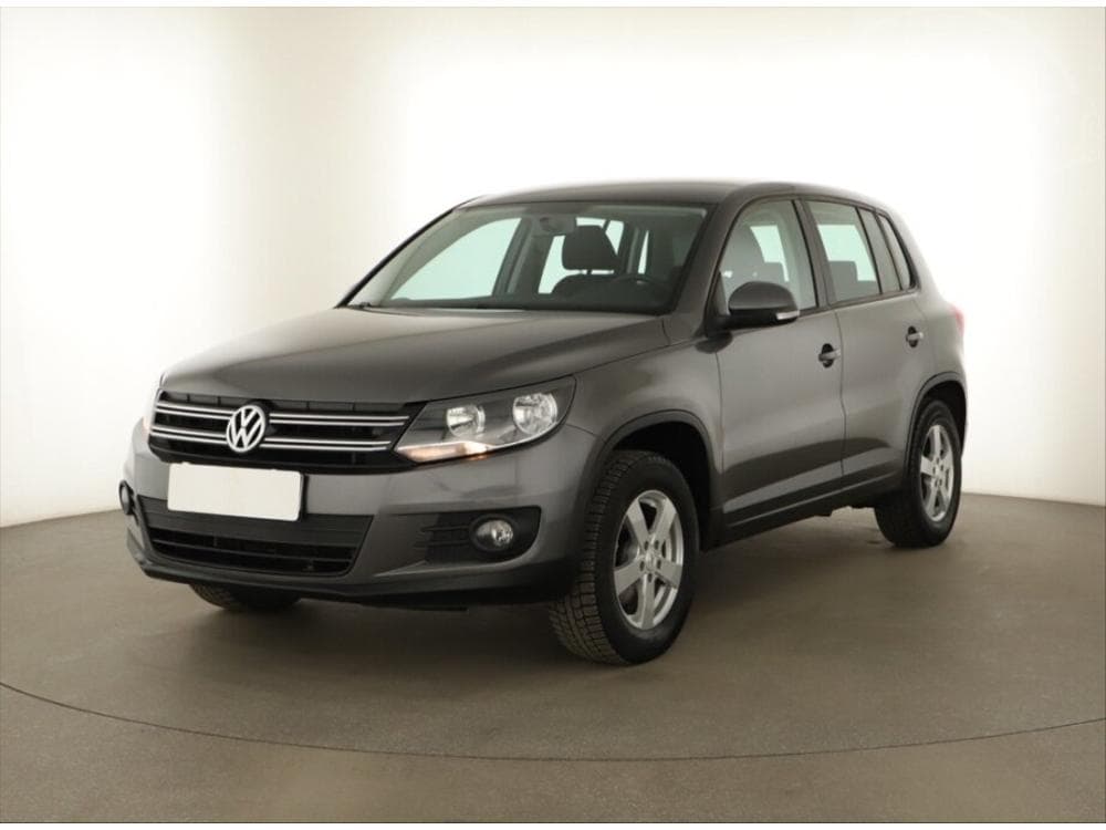 2012 Volkswagen Tiguan - 2