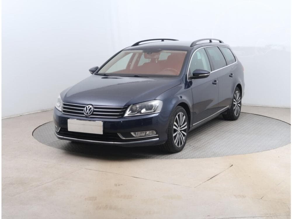 2013 Volkswagen PASSAT - 3