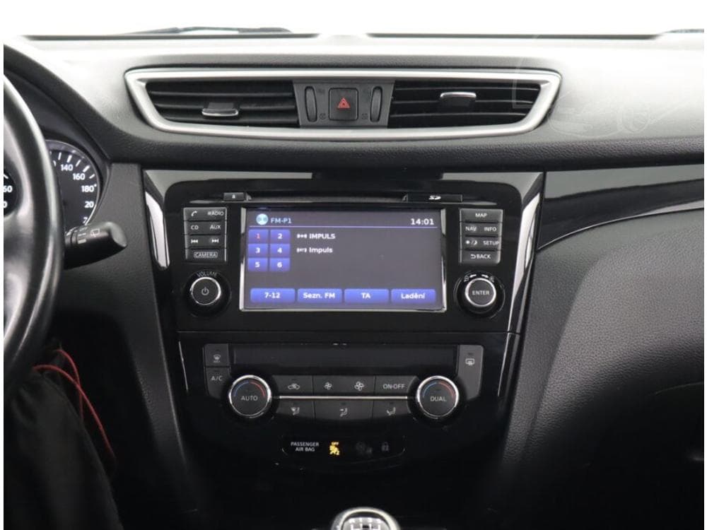 2014 Nissan QASHQAI - 12
