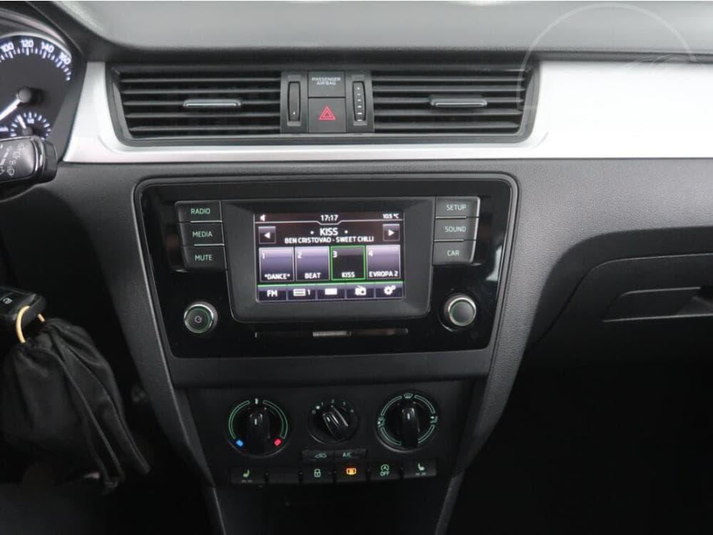 2016 Škoda RAPID - 23