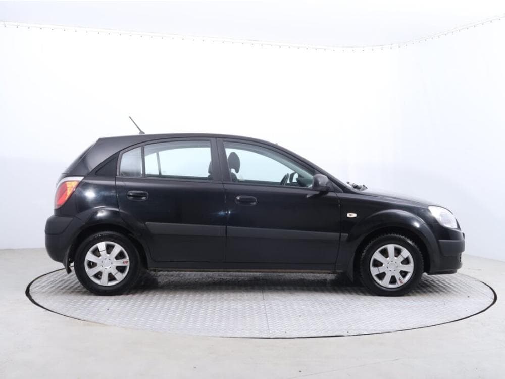 2006 Kia RIO - 11