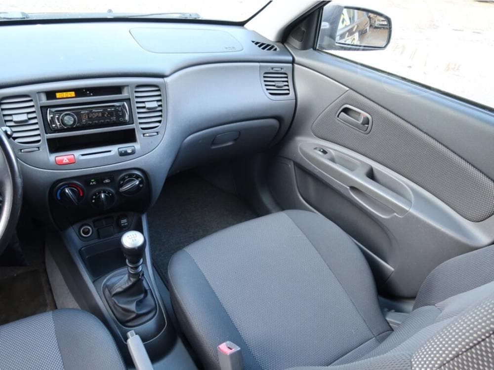 2006 Kia RIO - 15