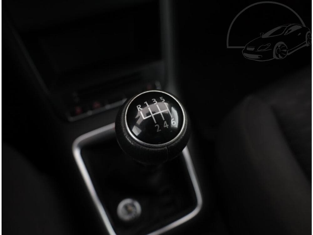 2011 Volkswagen Tiguan - 10