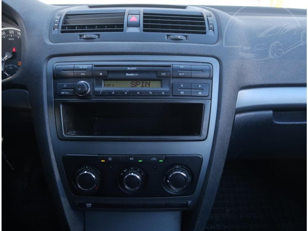 2012 Škoda OCTAVIA - 12