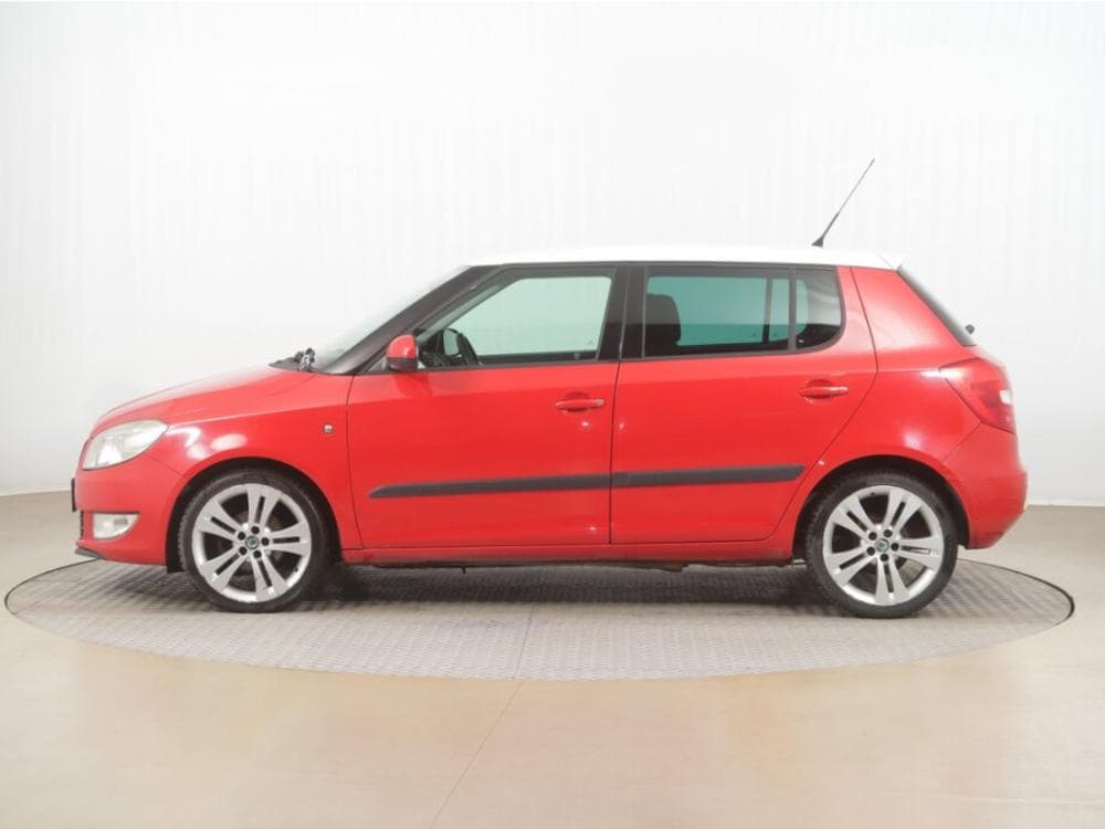 2010 Škoda FABIA - 3