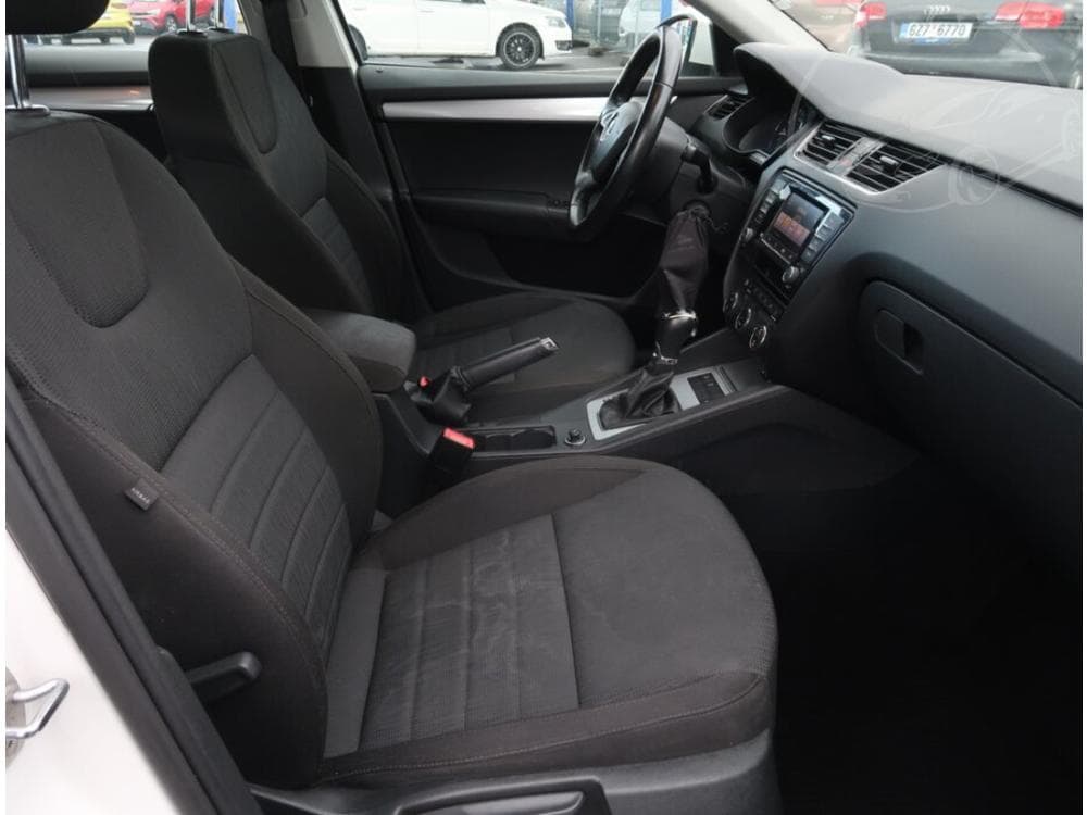 2015 Škoda OCTAVIA - 17
