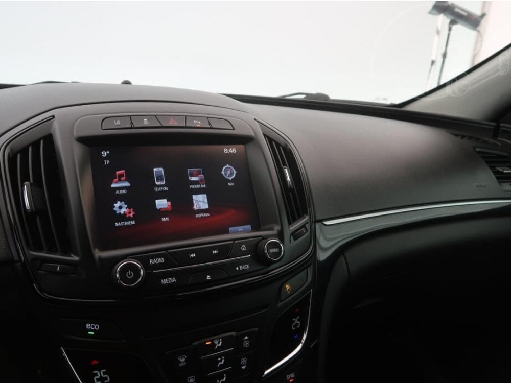 2015 Opel INSIGNIA - 12
