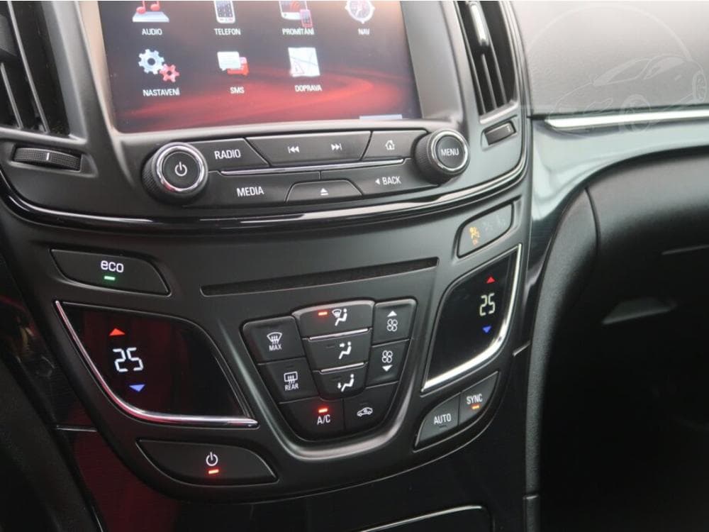 2015 Opel INSIGNIA - 15