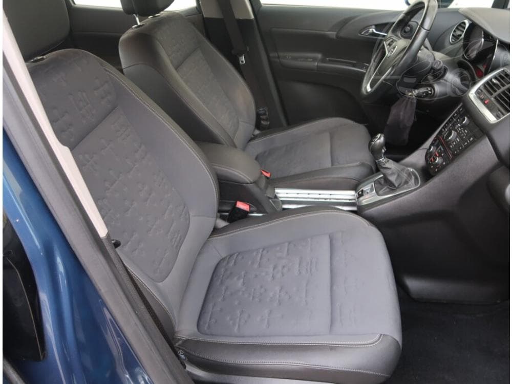 2015 Opel Meriva - 17