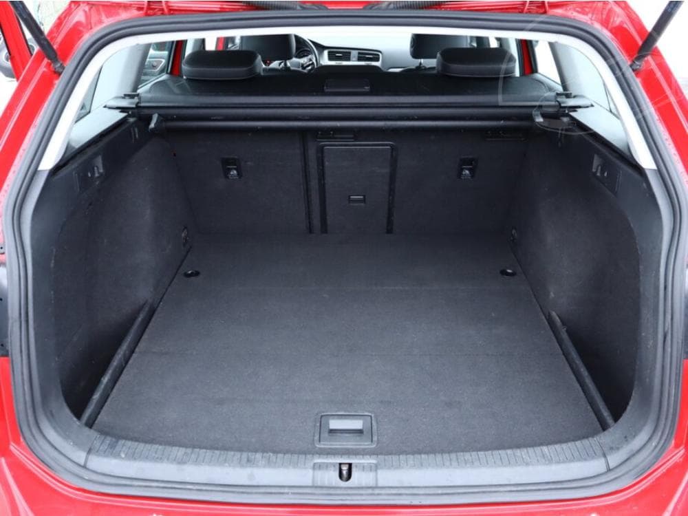 2015 Volkswagen GOLF - 23