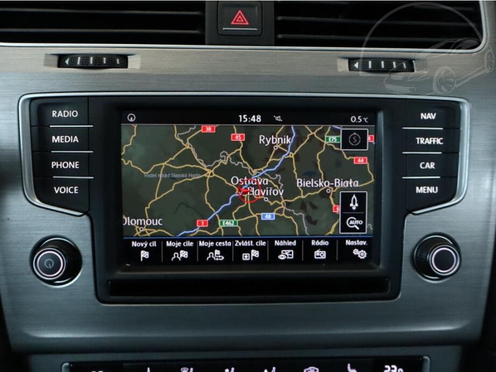2015 Volkswagen GOLF - 27