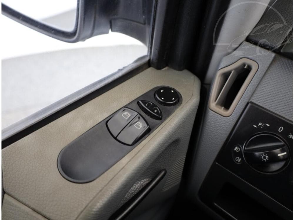 2008 Mercedes-Benz VITO - 13