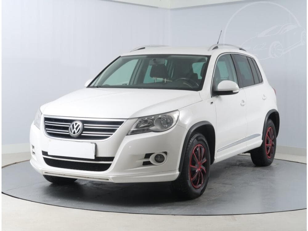 2010 Volkswagen Tiguan - 3