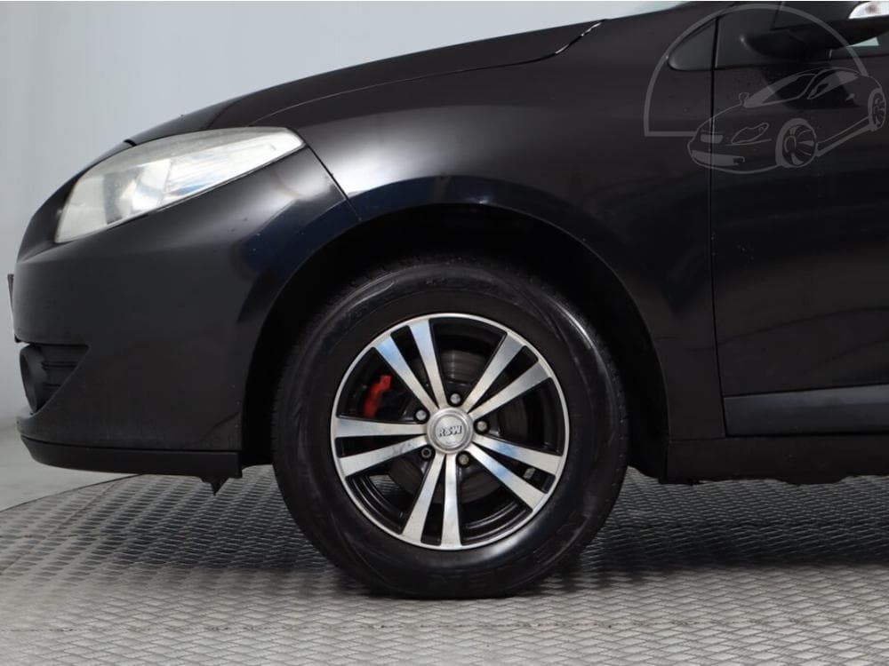 2012 Renault FLUENCE - 12