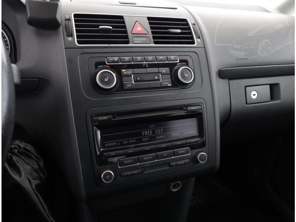 2012 Volkswagen TOURAN - 10