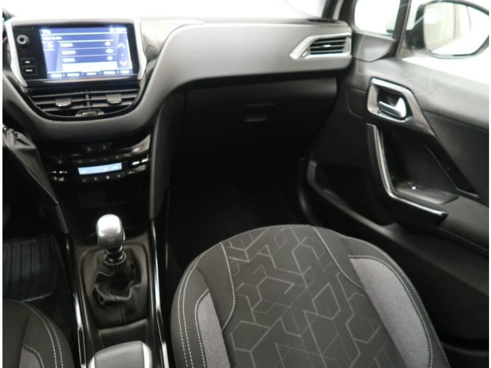 2019 Peugeot 2008 - 8