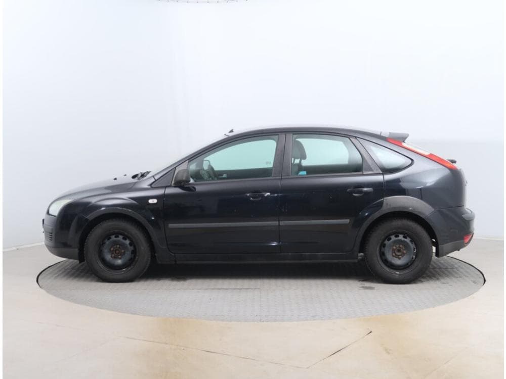 2006 Ford Focus - 5