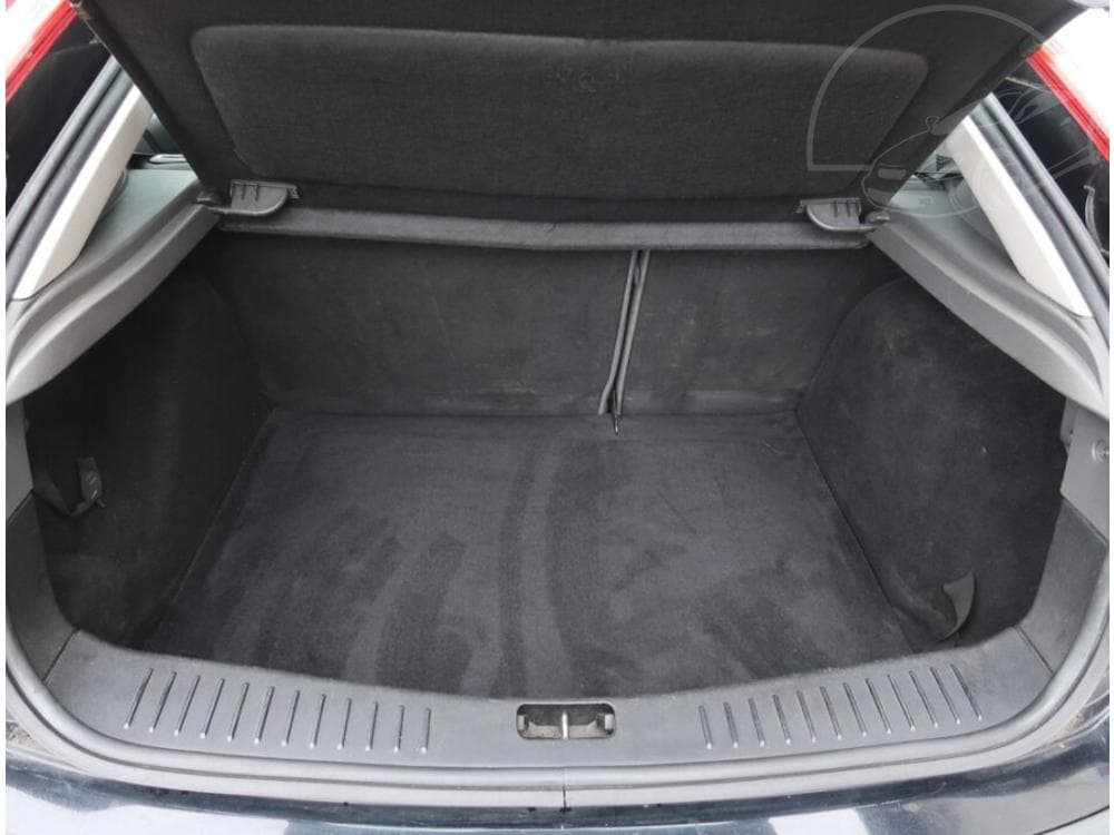 2006 Ford Focus - 25