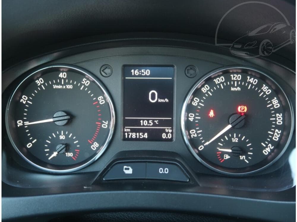 2014 Škoda RAPID - 11