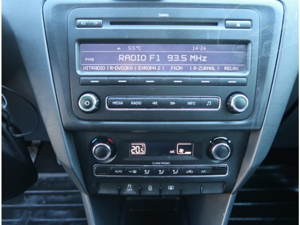 2013 Škoda RAPID - 12