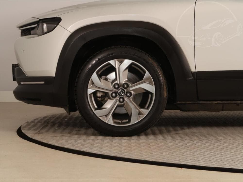 2020 Mazda Mx-30 - 15