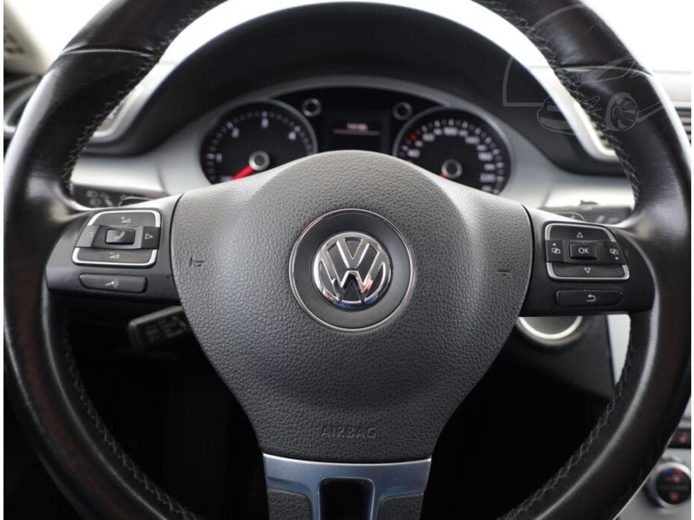 2013 Volkswagen CC - 8