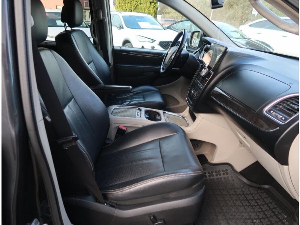 2012 Lancia VOYAGER - 9