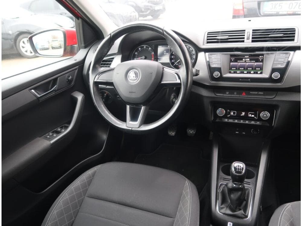 2016 Škoda FABIA - 13