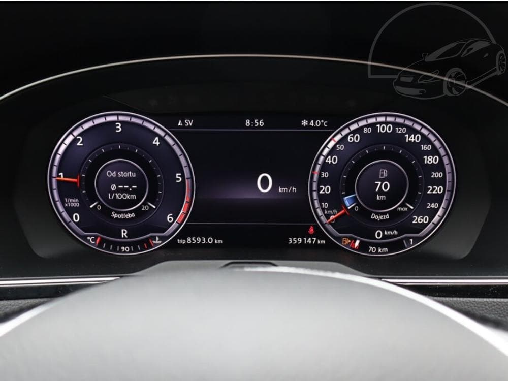 2016 Volkswagen PASSAT - 9
