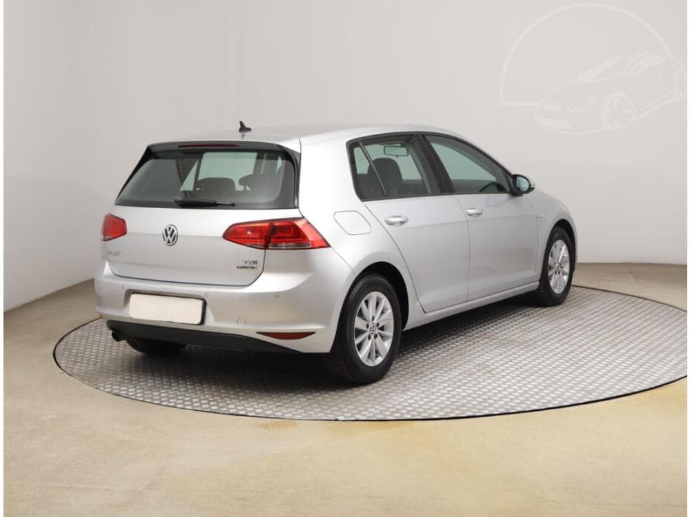 2016 Volkswagen Golf - 5