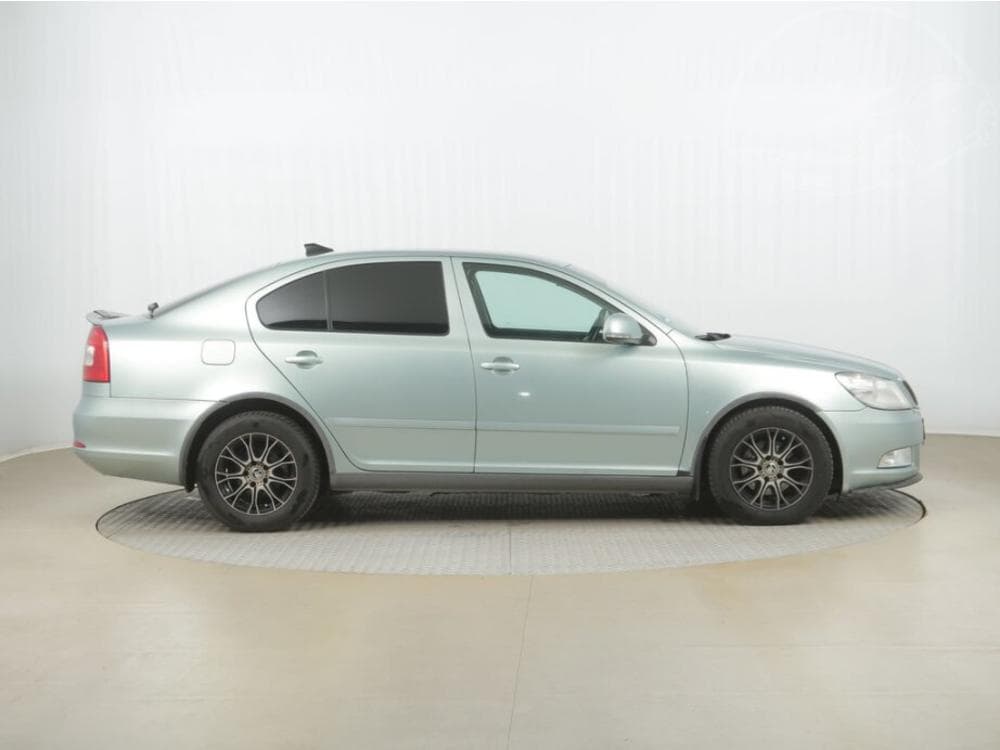 2010 Škoda OCTAVIA - 5