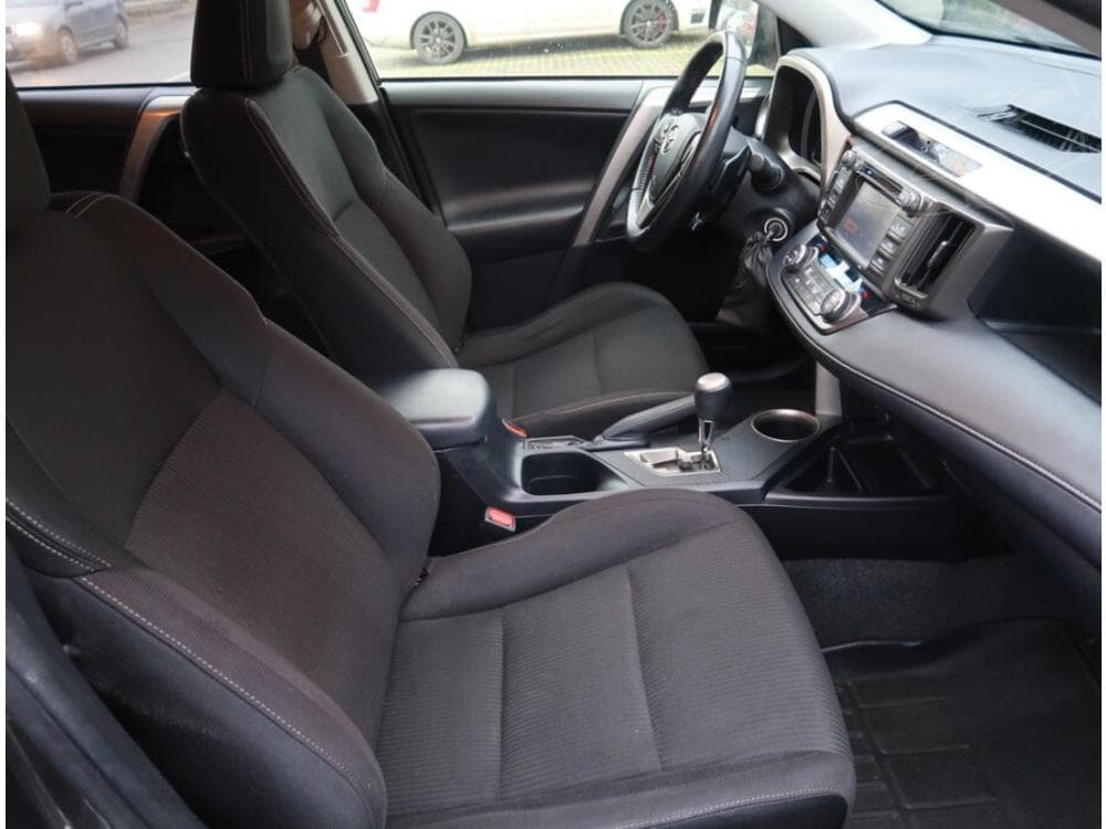 2013 Toyota RAV4 - 25