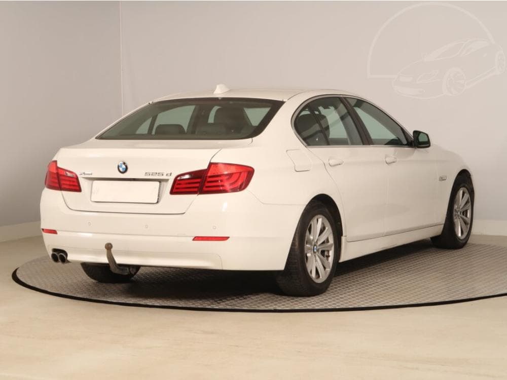 2013 BMW 5-Series - 5