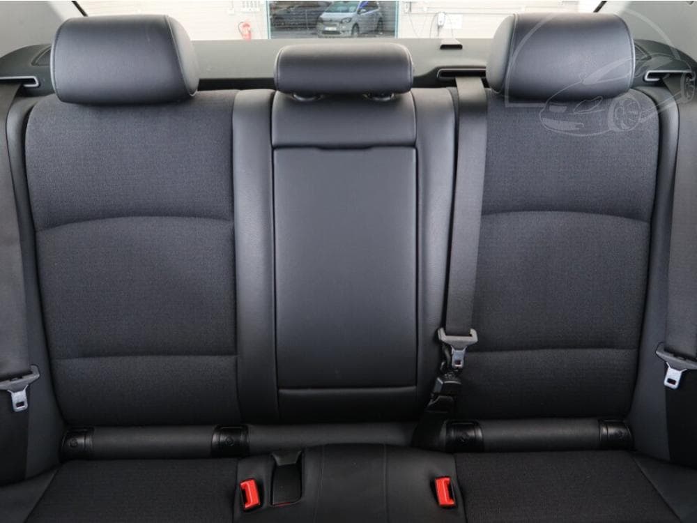 2013 BMW 5-Series - 10