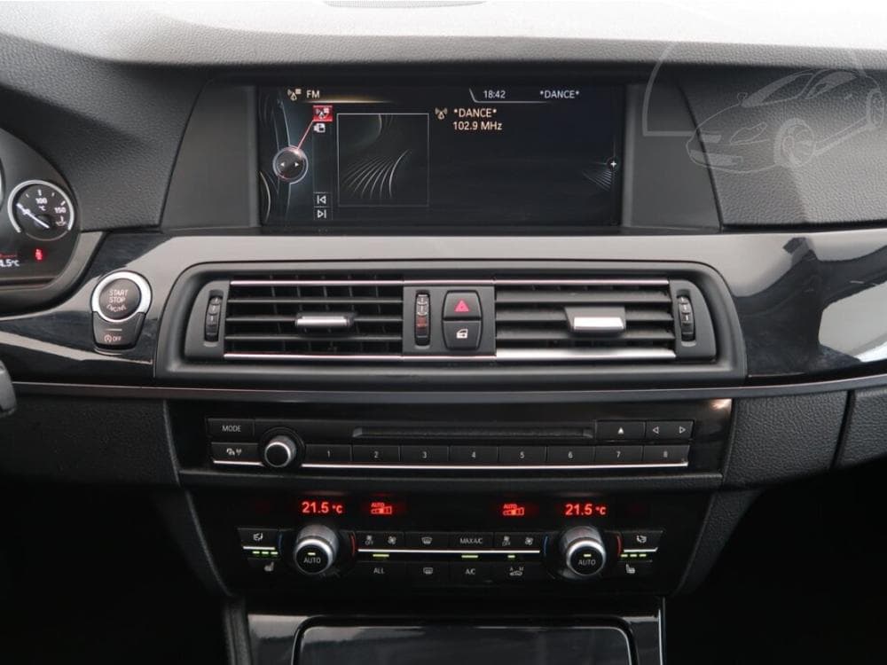 2013 BMW 5-Series - 12